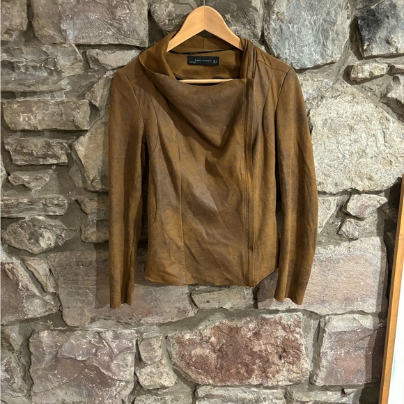 Zara Jacket - Picture 1 of 3